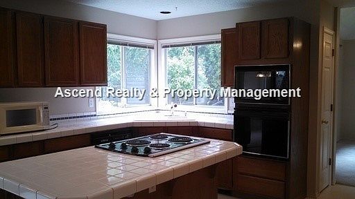 5th image of 29799 SW Camelot St