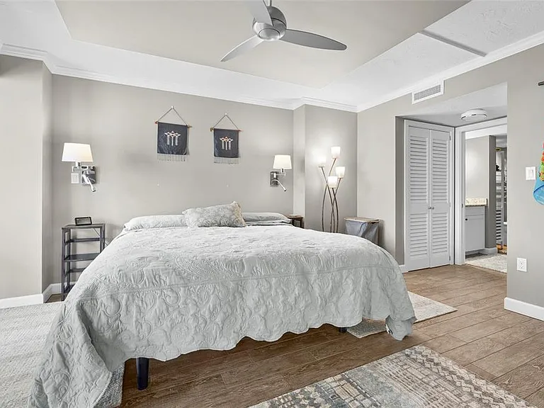 707 S Gulfstream Ave #906 — Photo 27