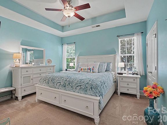 5th image of 9640 Storybook Ave NW