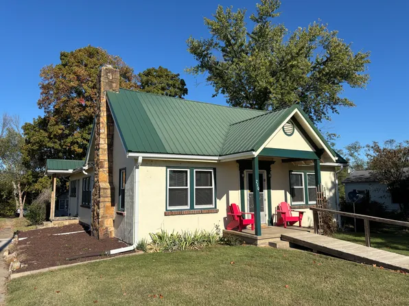 710 Main St, Osceola, MO 64776