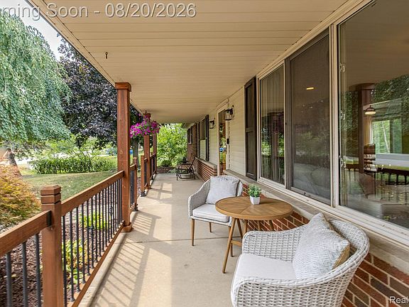 4th image of 428 Carter Dr