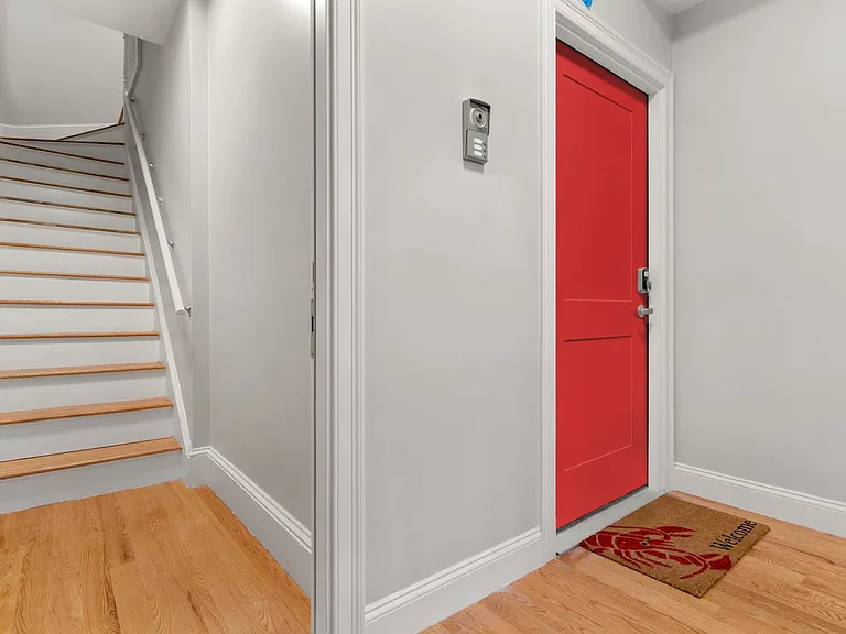 86 Marine Rd #4 — Photo 14