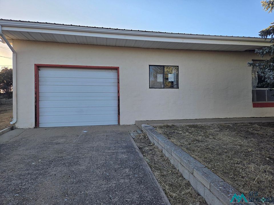 1st image of 1522 Hogan St