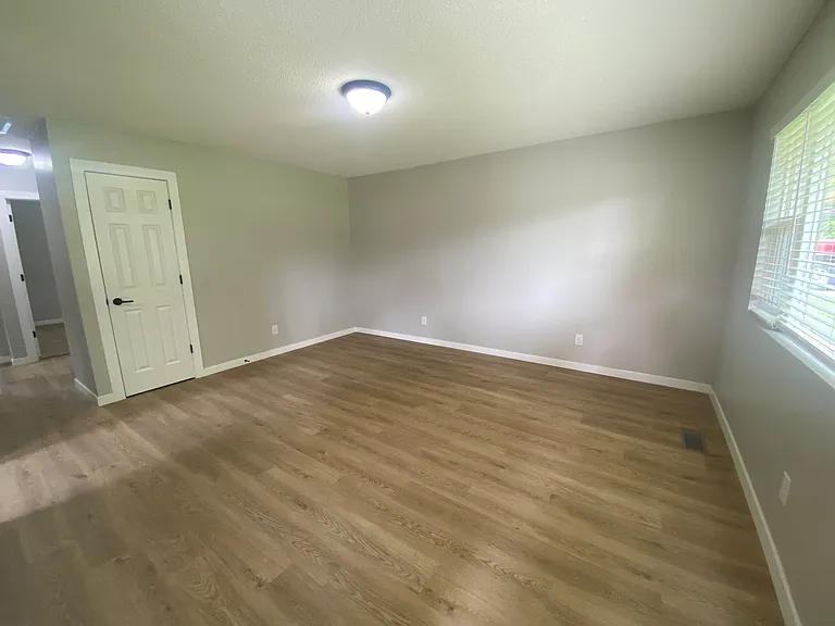 5831 E County Road 150 N #A — Photo 9