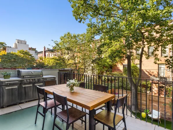 839 President Street image 13 of 53