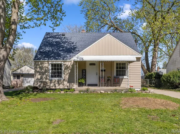 17747 Quarry St, Riverview, MI 48193