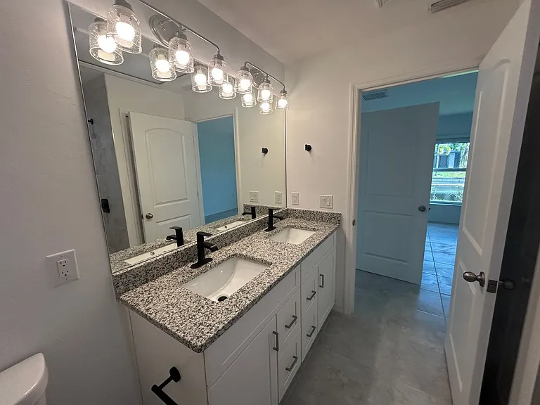 2825 NW 25th Ln — Photo 14