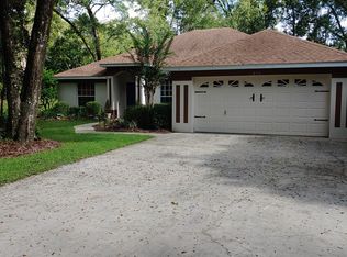 890 Stardust Way, Deland, FL 32720