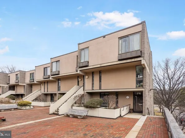 2200 Angelica Ter, Baltimore, MD 21209