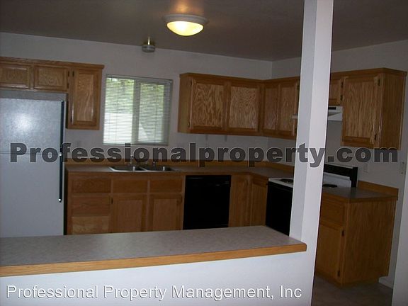 4th image of 1309 S 2nd St W APT 1