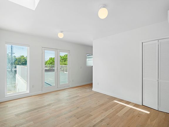 2nd image of 8443 Clinton St #4