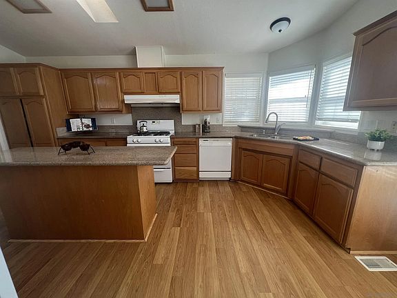3rd image of 1401 El Norte Pkwy Space 20