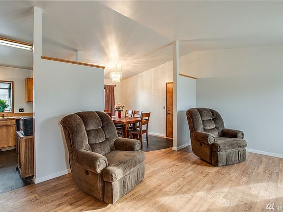5th image of 915 Grenz St