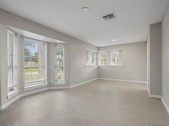 5th image of 1015 Rock Canyon Dr