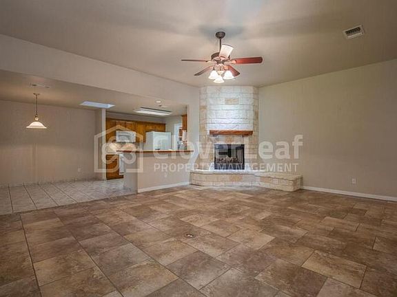 5th image of 1571 Dustin Cade Dr
