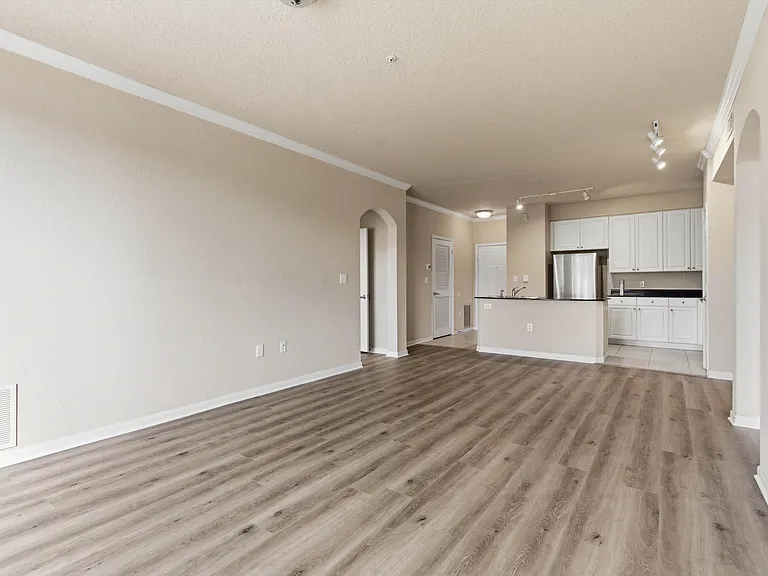 8539 W Gate Pkwy — Photo 5