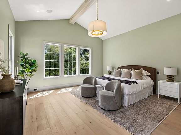 4th image of 1133 Maplehurst Ln