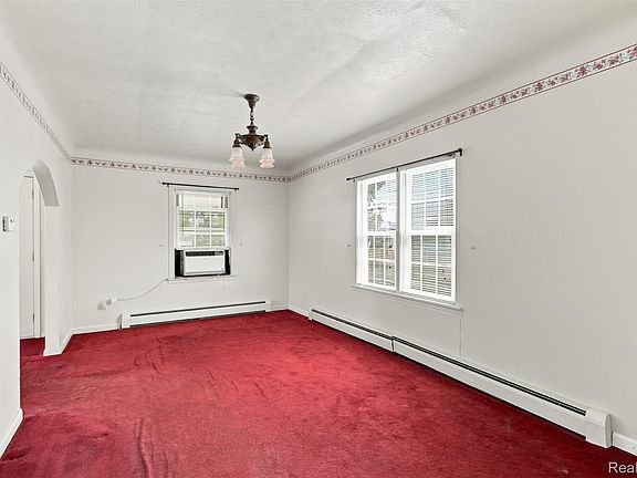 3rd image of 2234 Grange Rd