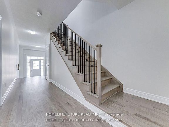 4th image of 26 Thomas Hope Ln