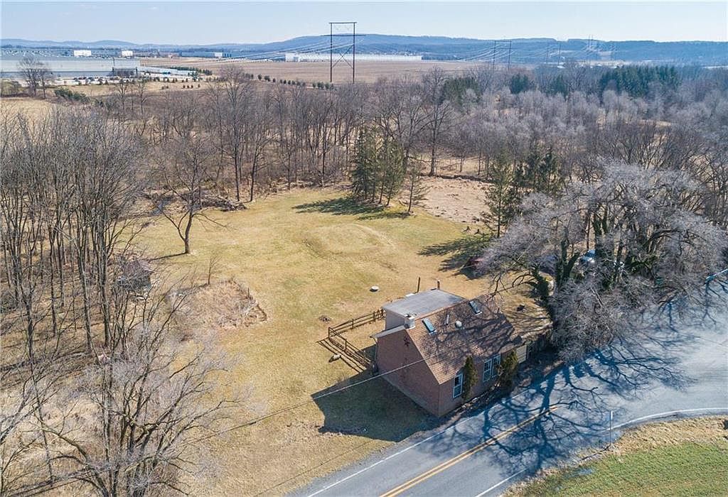 9404 Mertztown Rd, Mertztown, PA 19539 Zillow