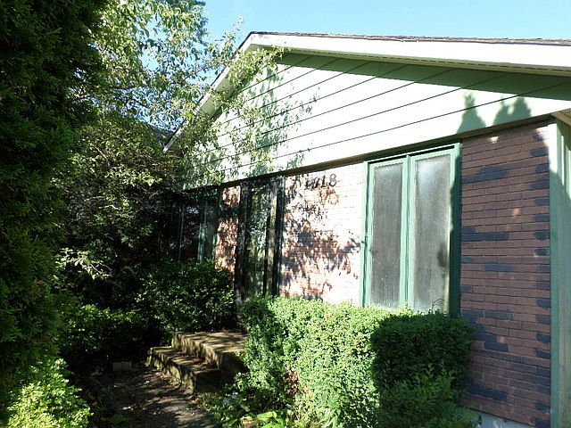 1st image of 1618 N Poplar Ave