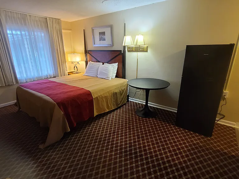 Presque Isle Extended Stay Suites — Photo 34