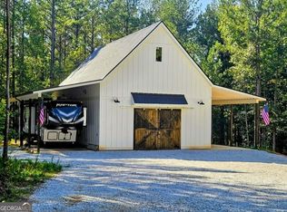 1961 N Hicks Rd, Toccoa, GA 30577