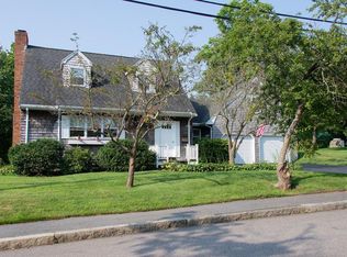 7 Central St, Nahant, MA 01908