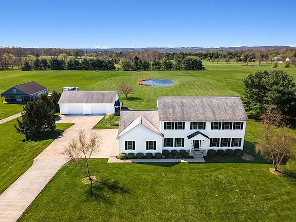 3rd image of 6775 Busey Rd