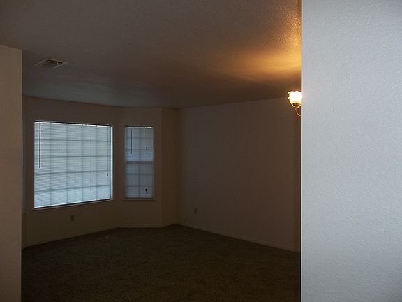 4th image of 7240 Linda Vista Dr