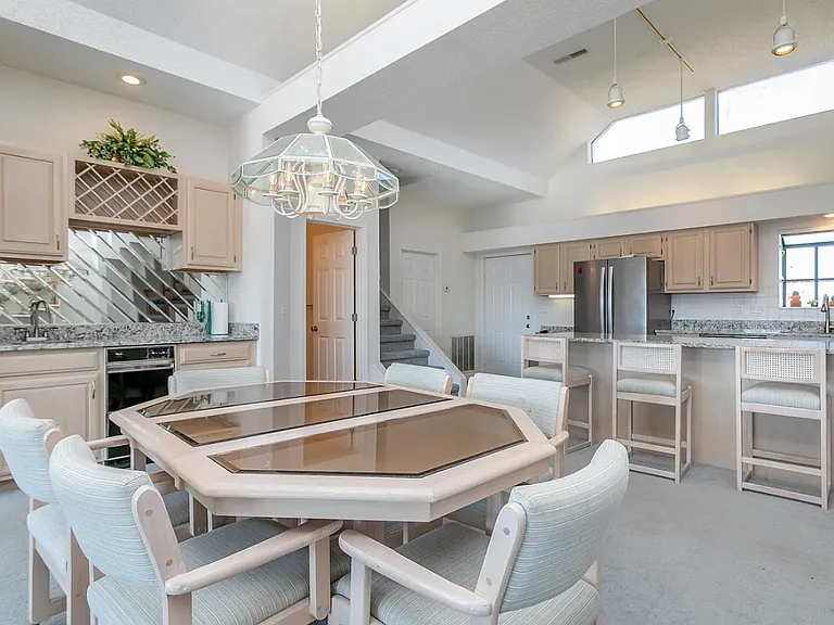 106 Falls Point Dr #8C — Photo 8