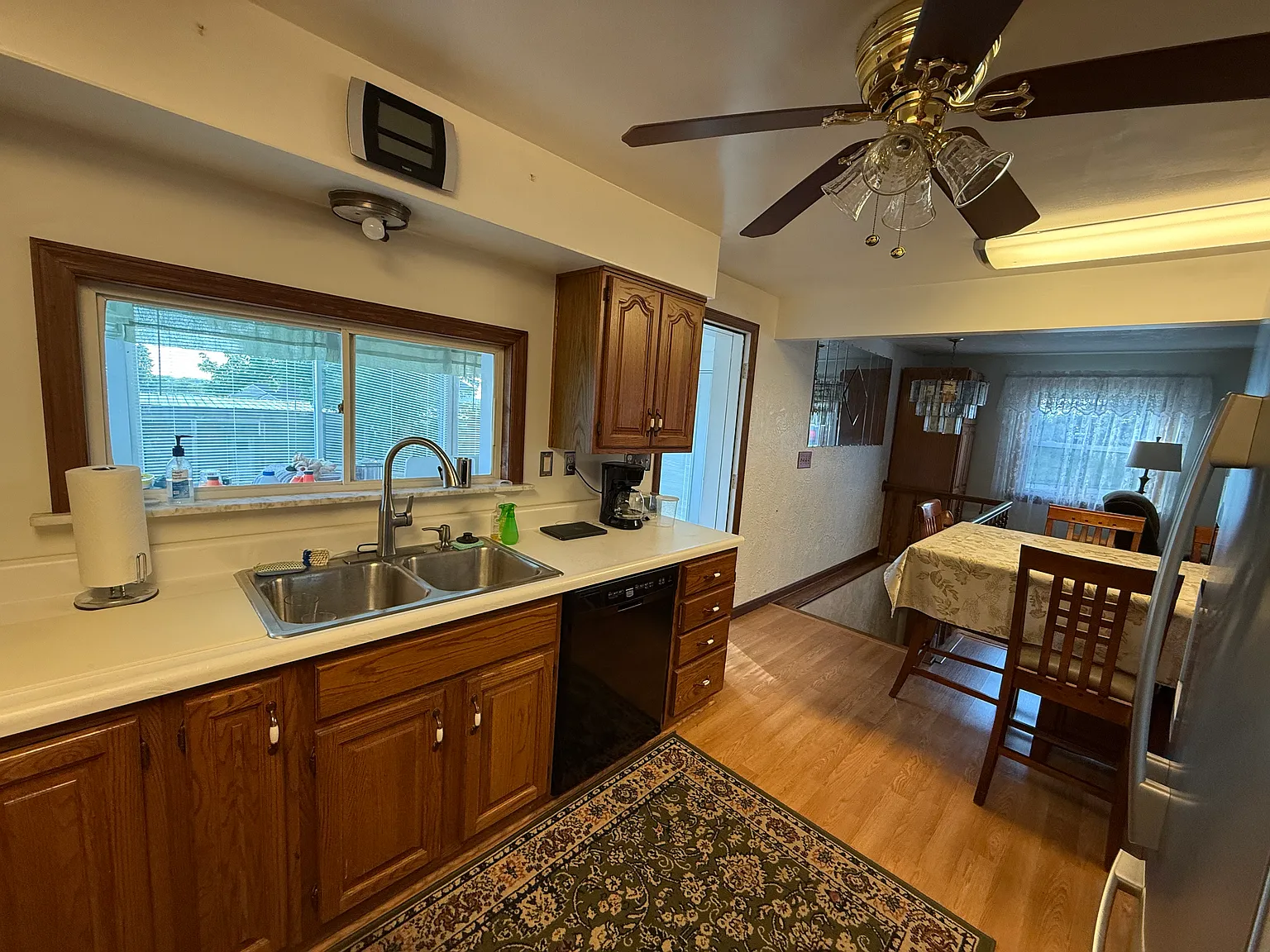 2 bed, $1,550 — Photo 4