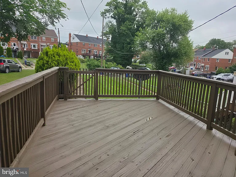 2028 Hillenwood Rd — Photo 6