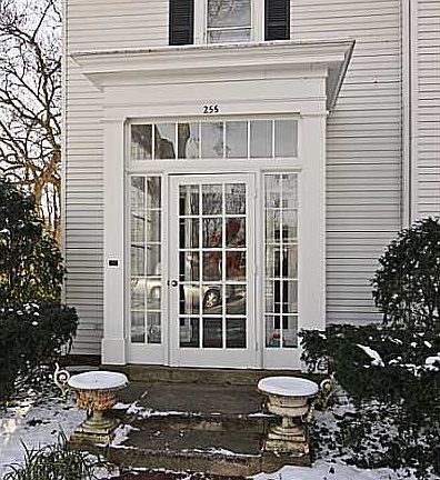 2nd image of 255 W Hawthorne St
