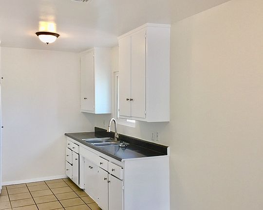 4th image of 620 Myrtle Ave APT 4