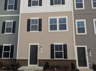 11 Short Branch Rd, Ranson, WV 25438