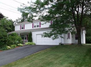 52 Lynnwood Ln, Worcester, MA 01609