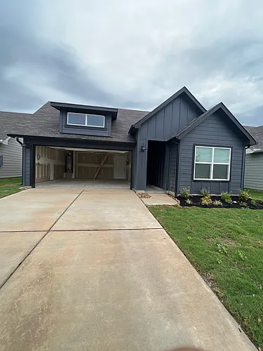 1721 James St Photo 1