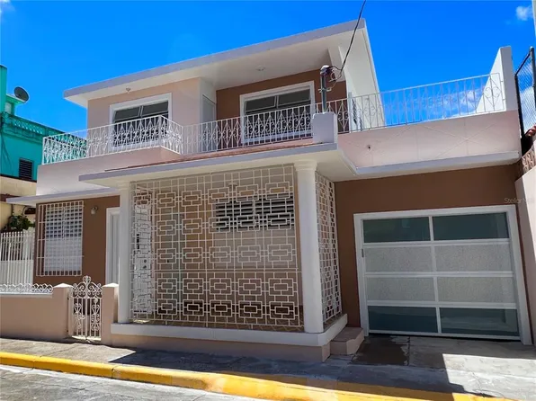 33 Betances Pueblo, Juncos, PR 00777