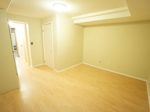 5th image of 10831 W Dartmouth Ave