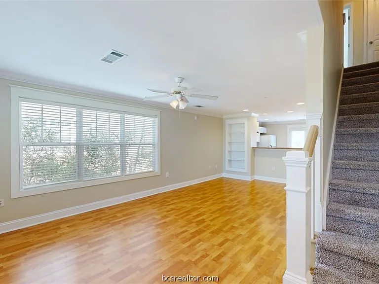 1725 Harvey Mitchell Pkwy S #1721 — Photo 4