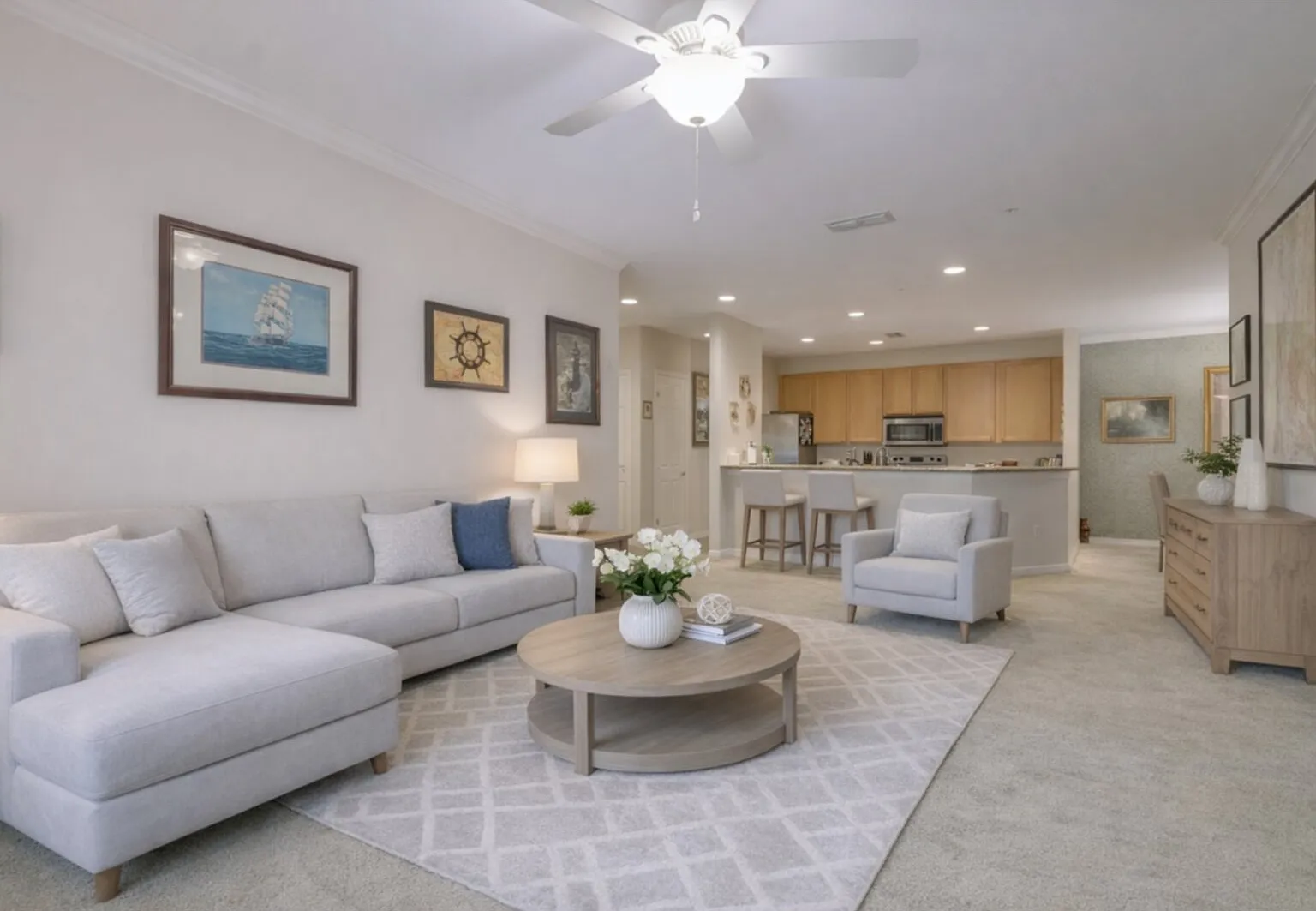 3 bed, 2.0 bath, 1798 sqft, $1,745 — Photo 3