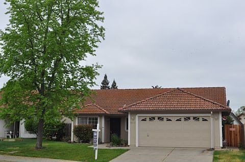 1st image of 2530 Saint Andrews Dr