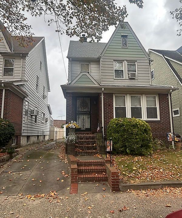 1st image of 82-33-63 Avenue 1
