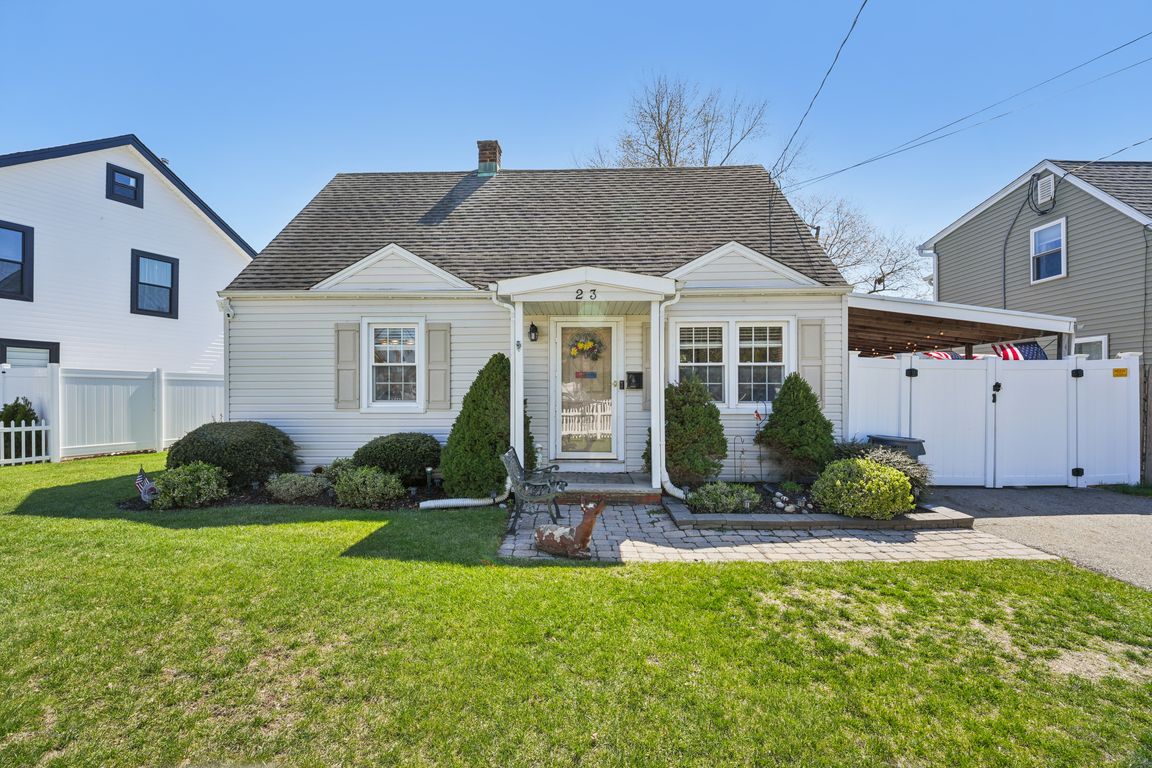 Smith Ave-S1004-001.jpg
