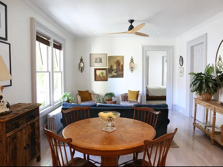 213 Park PL — Photo 32