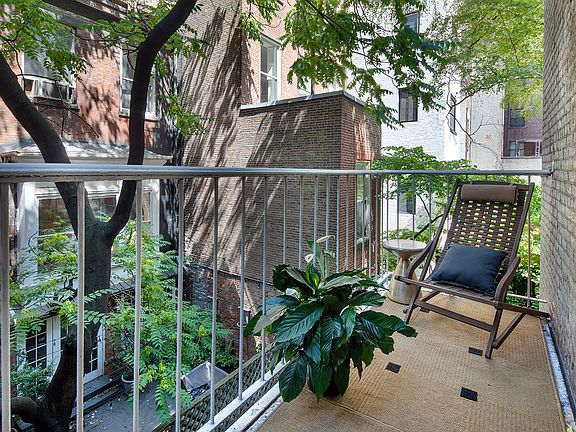 2nd image of 105 E 19th St APT 2C