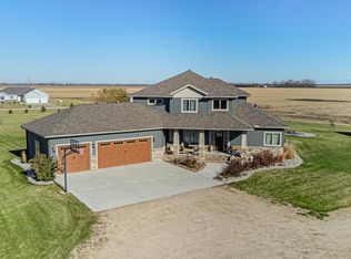 7022 9th St N, Moorhead, MN