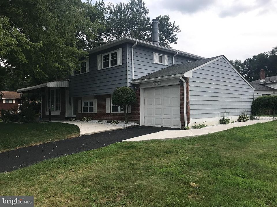 2nd image of 31 Rockroyal Rd