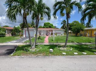 4655 NW 41st Ct, Lauderdale Lakes, FL 33319
